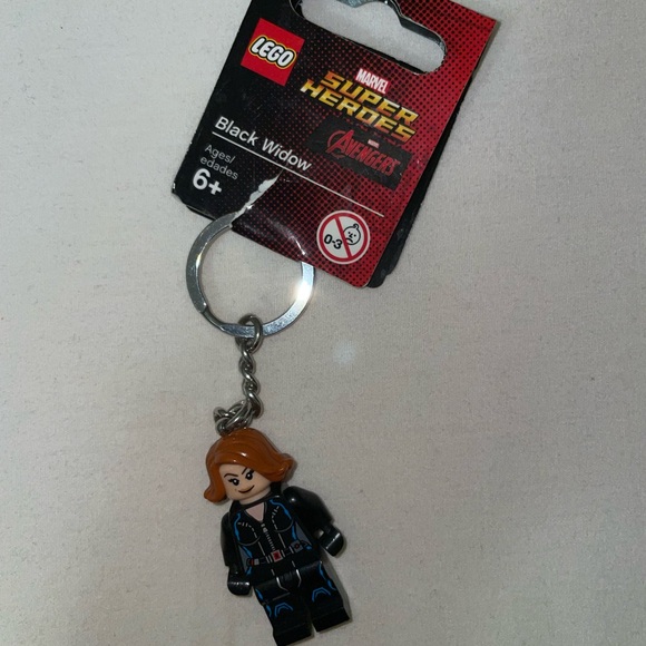 *RESERVED* NWT Lego Keychain Super Heroes Black Widow - Picture 1 of 3